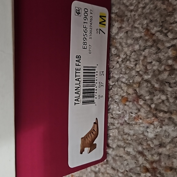 Naturalizer Peep Toe - Picture 3 of 4